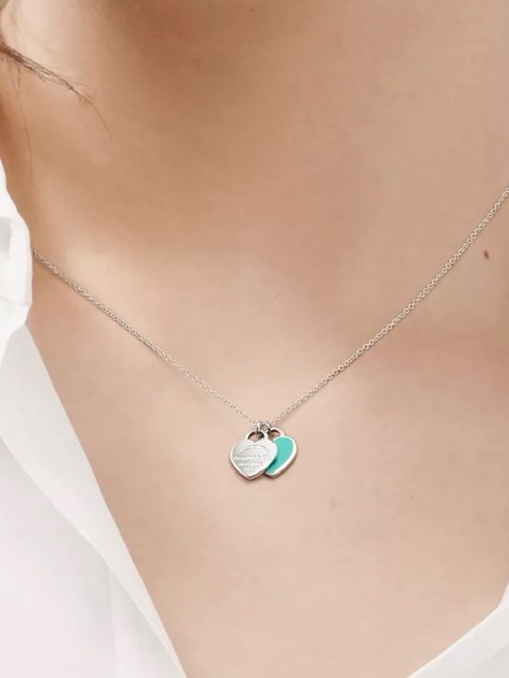 Tiffany & Co. Silver Mini Double Heart Pendant Necklace - Picture 7 of 9